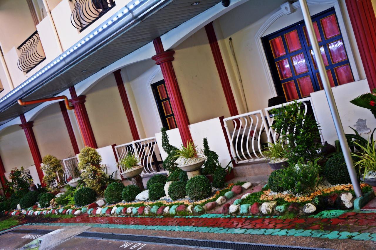 Angeles Palace Hotel Exterior foto
